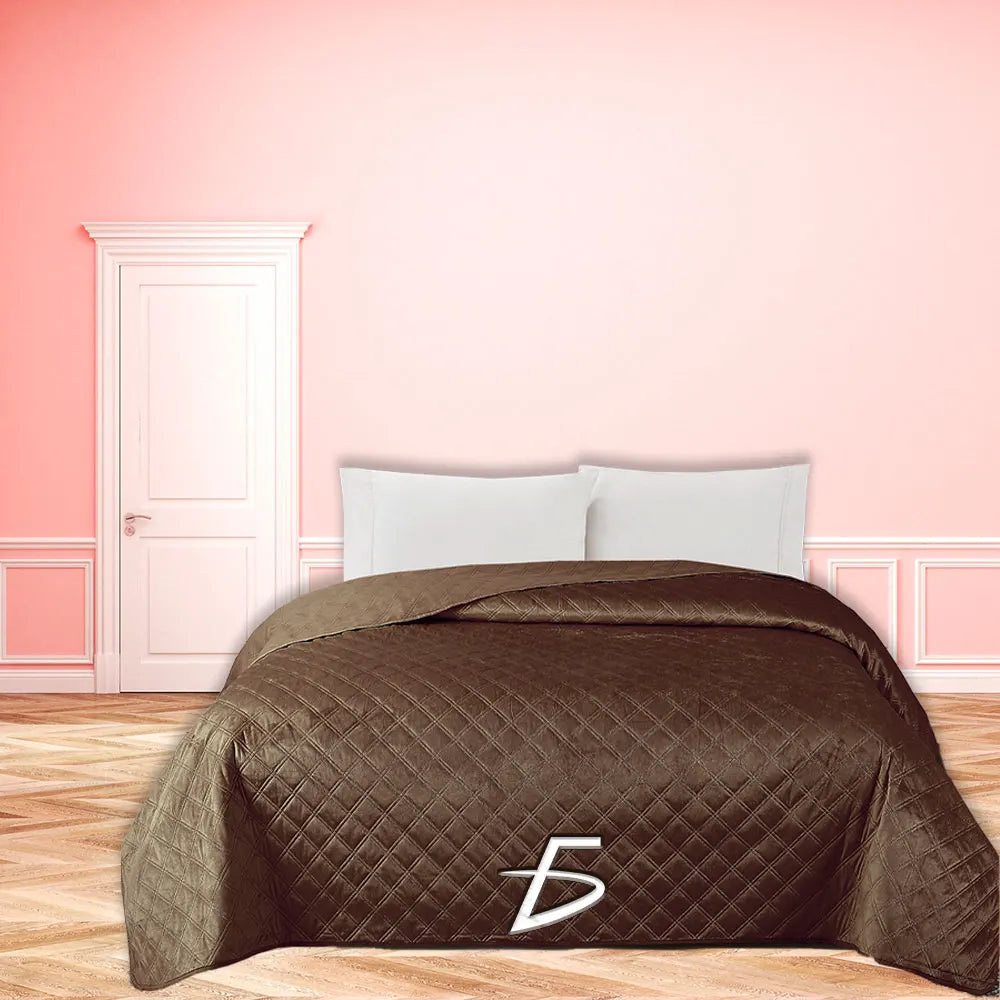 Couette Matelassée Losanges Luxe — Elégance & Confort 220x220 Marron