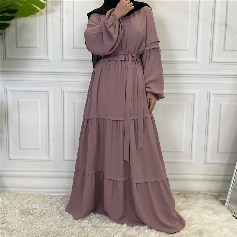 فستان نسائي مسلم عالي الجودة وأنيق — أزياء شتوية إسلامية