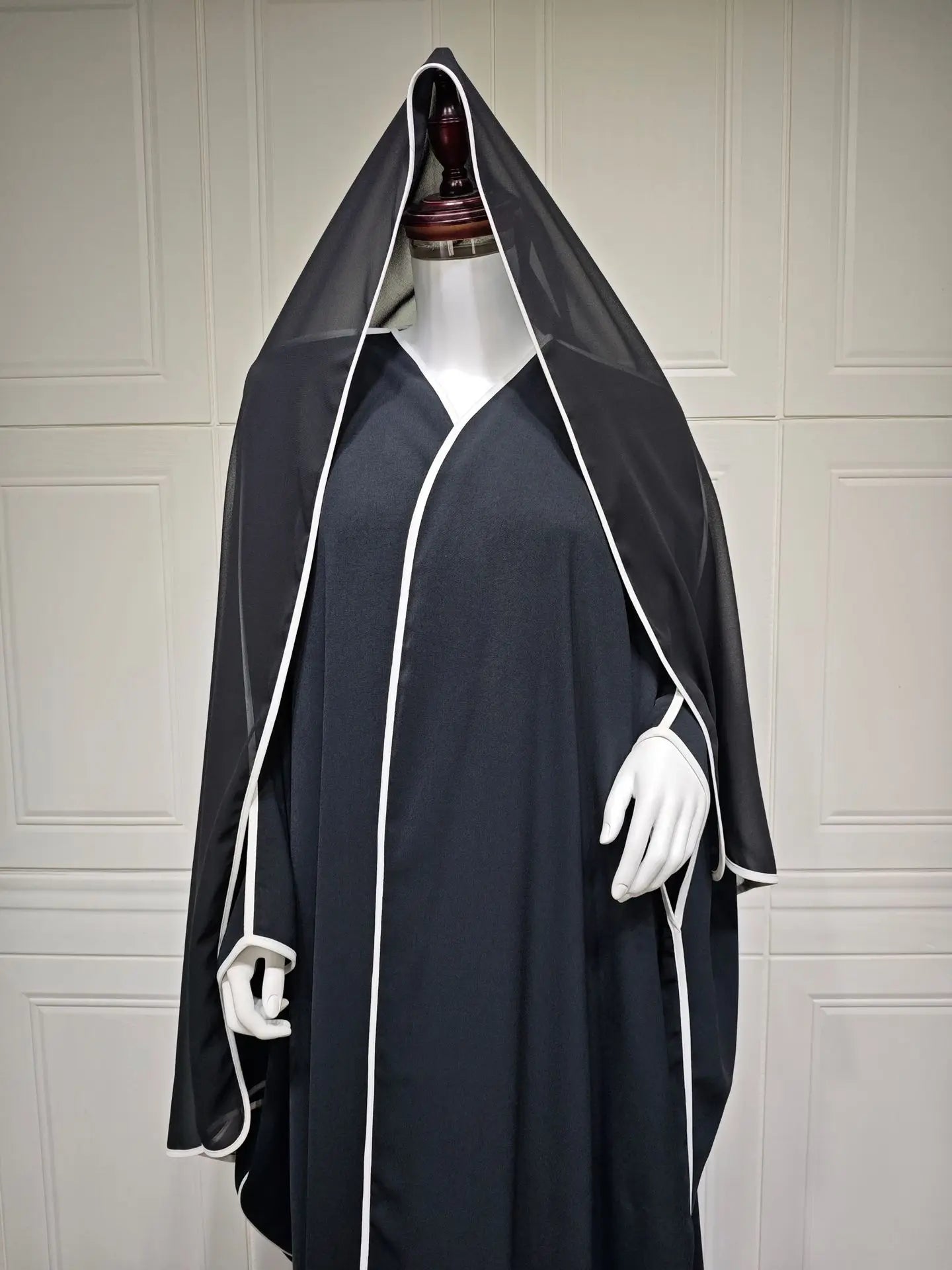 Abaya Noire Tendance Femme EID Ramadan Patchwork Hijab Ouverte avec Châle