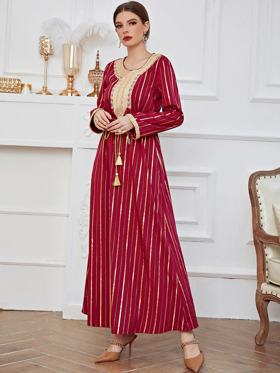 Robe Longue Vintage Coton Broderie Imprimé Doré Laçage — Islamique S-3XL