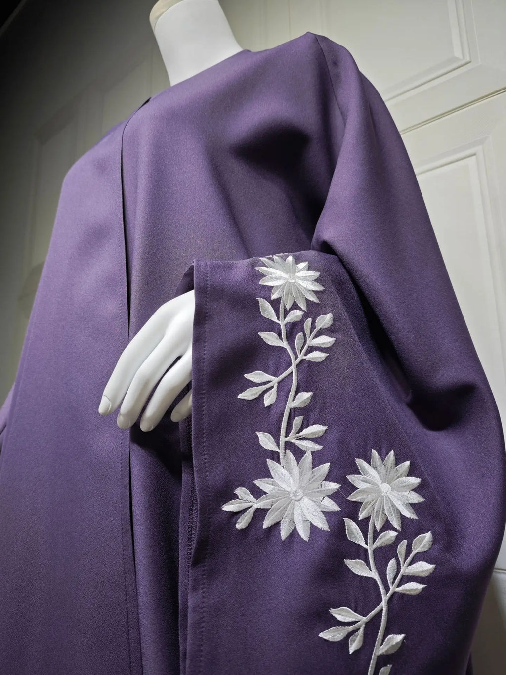 Abaya Robe Longue Femme Musulmane UNI — Broderie Luxe Dubai avec Hijab