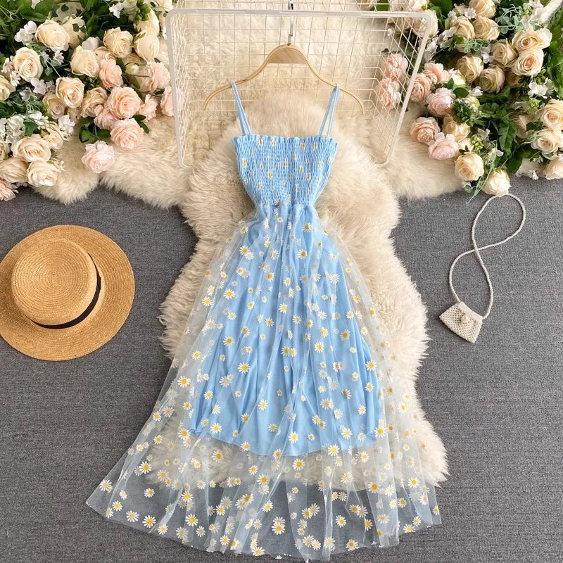 Robe Femme Été 2026 — Mesh Fleurie Style Coréen Plage & Soirée