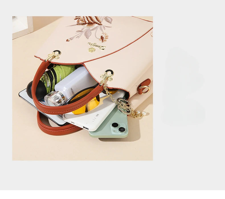 Sac Tote Bag Brodé Œillet – Cadeau Fête des Mères & Anniversaire Maman