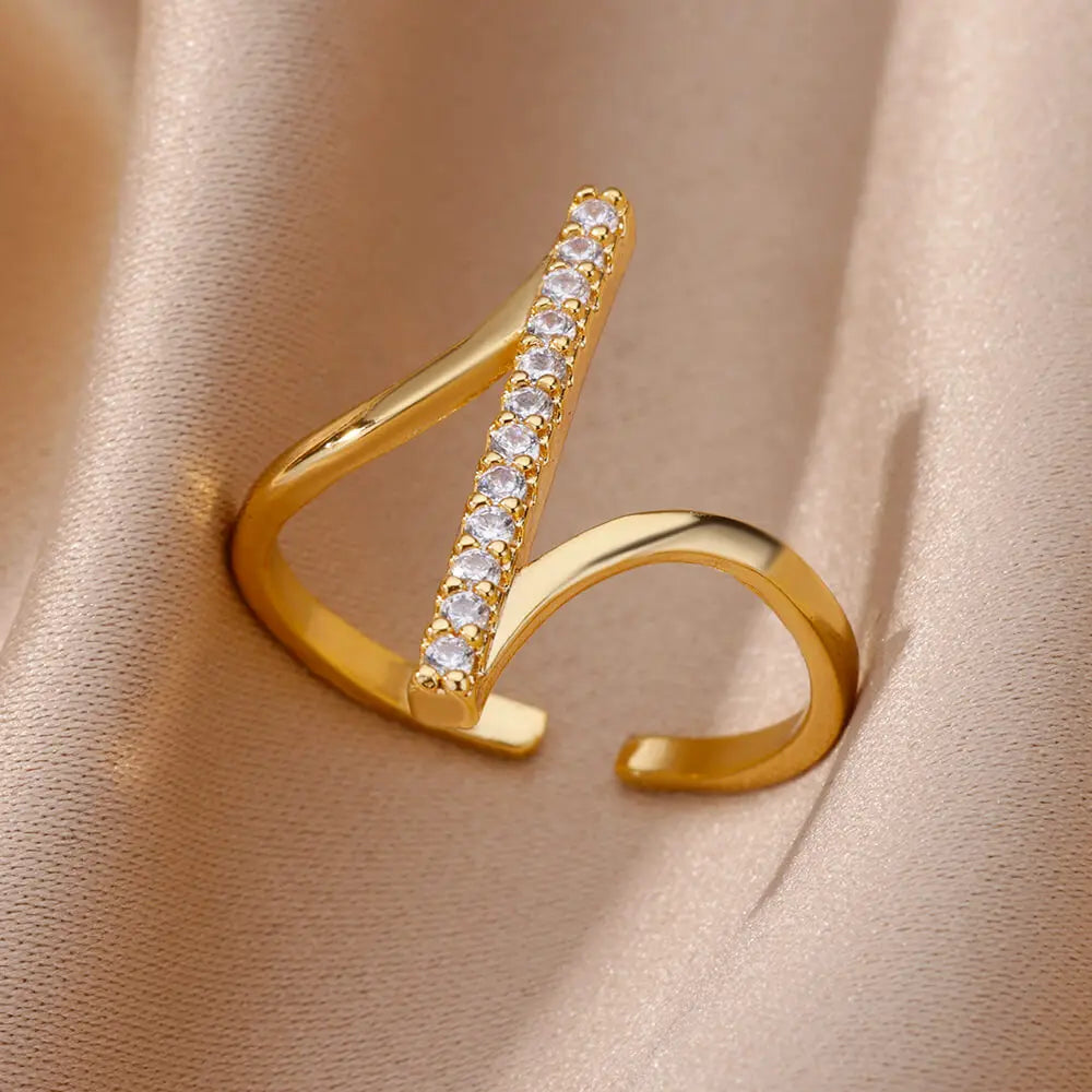 Bague Femme Zircon Géométrique Acier Doré — Ajustable, Luxe Mariage & Soirée 2024