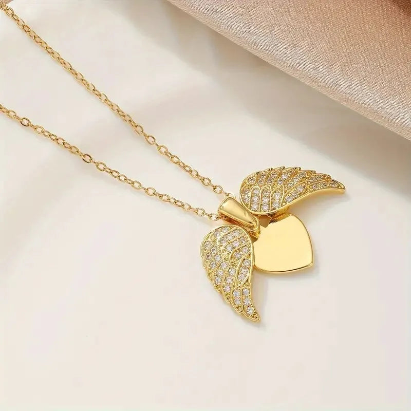 Collier Prénom Personnalisé Femme — Ras du Cou Coeur, Laiton Doré