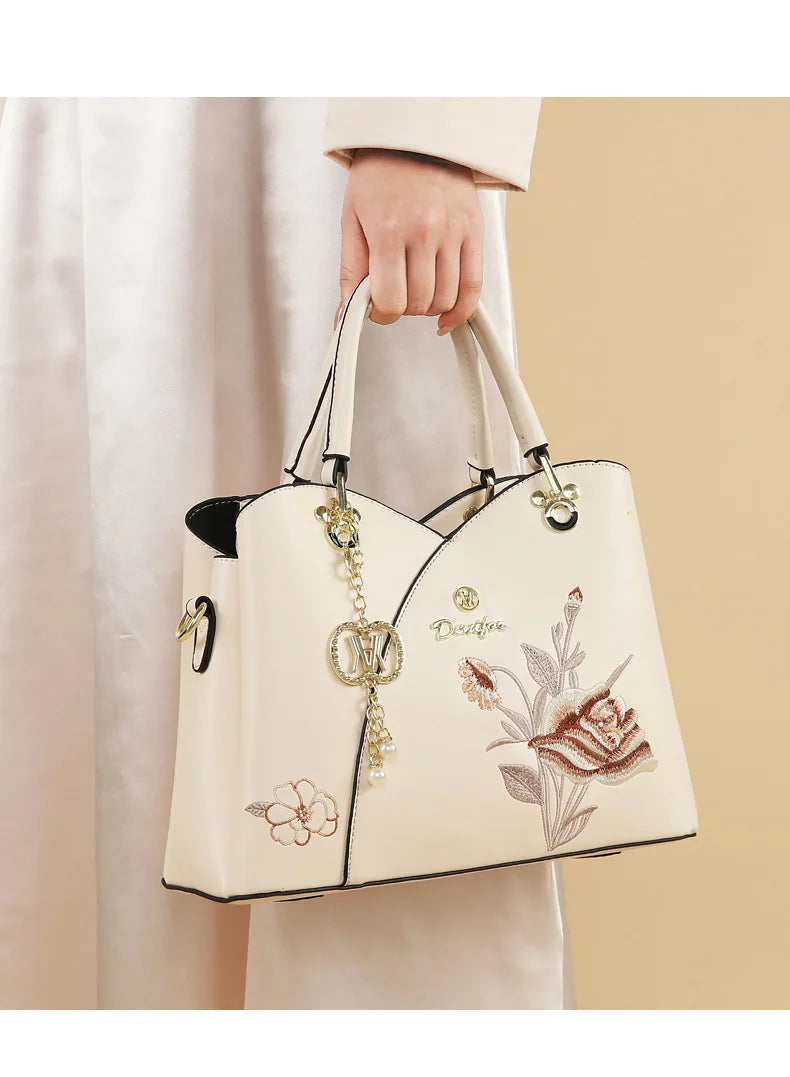 Sac Tote Bag Brodé Œillet – Cadeau Fête des Mères & Anniversaire Maman