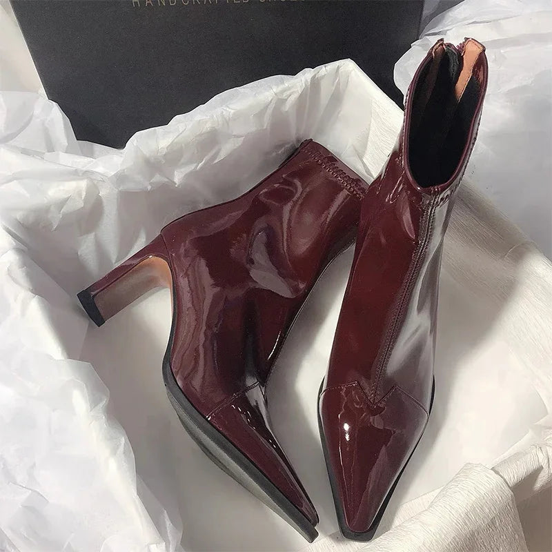 Bottines Chelsea Femme Talon Haut Bout Pointu — Style Goth, Hiver 2024