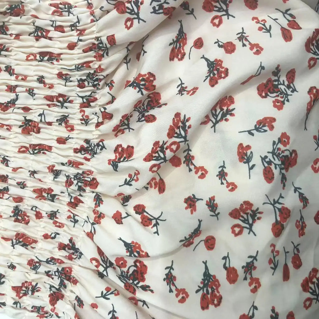 Robe Mini Femme Fleurie Plissée 2025 — Manches Courtes, Dos Nu, Décontractée