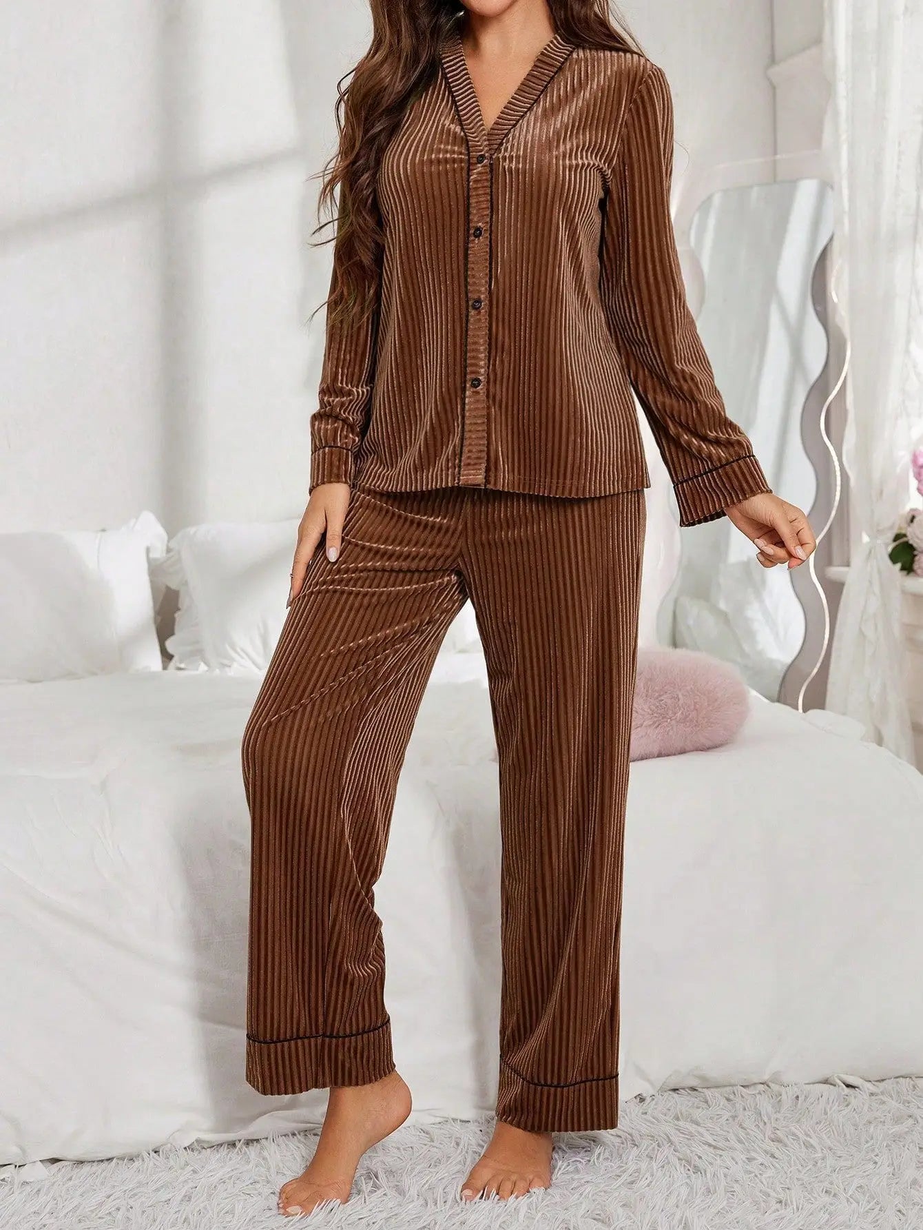 Nuisette Femme Pyjama Hiver — Tenue d'Intérieur Confortable, Ensemble Maison