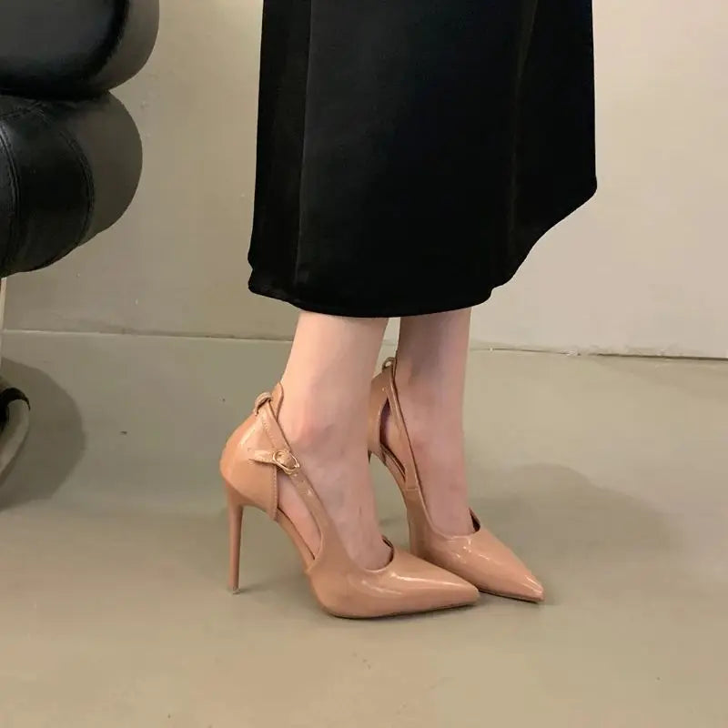 Escarpins Bordeaux Talon Aiguille 11cm — Cuir Verni Noir, Stiletto Chic, Soirée