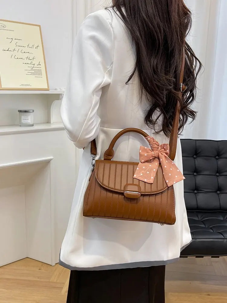 Sac Satchel Carré Minimaliste Femme — Détail Cuir, Grande Capacité, Sac Couches Luxe