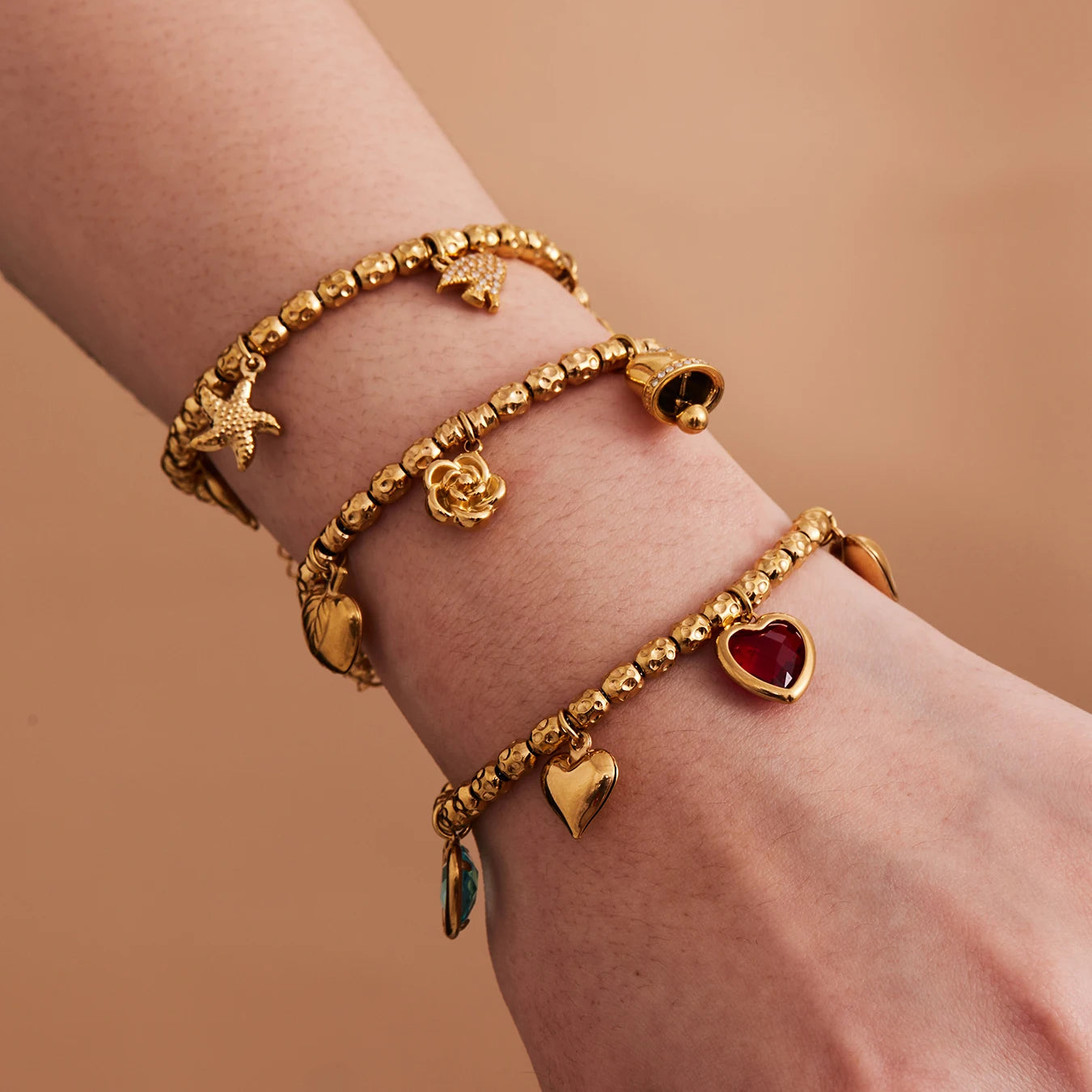 Nivora Bracelet Femme Acier Inoxydable Perles & Pendentif Cœur — Bijou Mariage Élégant