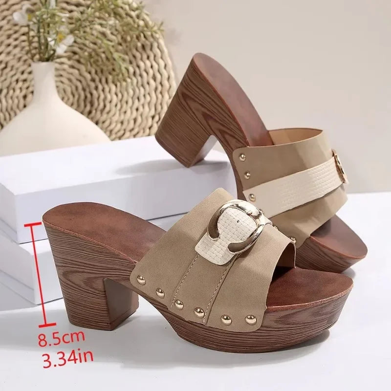 Mules Femme Semelle Épaisse Rivets Luxe 2025 — Bout Ouvert, Talon Haut Bois, Été