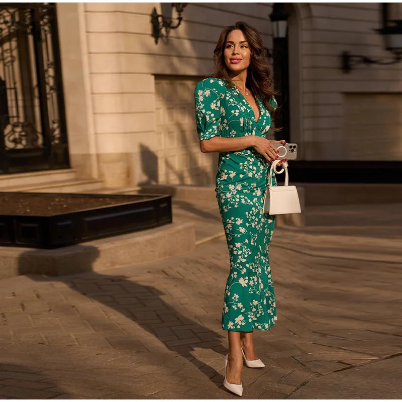 Robe Midi Imprimée Col V Profond — Manches Bouffantes, Taille Haute, Soirée 2026