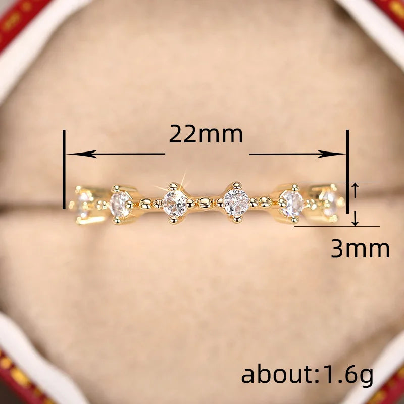 Huitan Bague Femme Zircon Cubique Minimaliste — Doré, Fine, Élégante