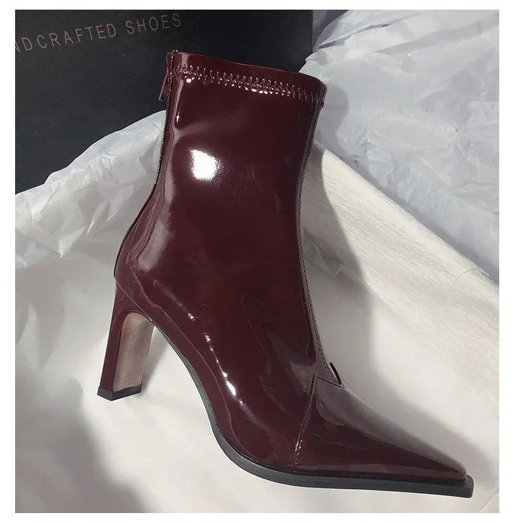 Bottines Chelsea Femme Talon Haut Bout Pointu — Style Goth, Hiver 2024