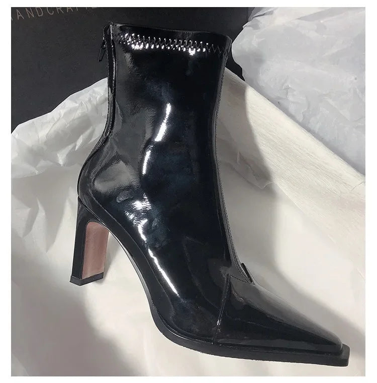 Bottines Chelsea Femme Talon Haut Bout Pointu — Style Goth, Hiver 2024