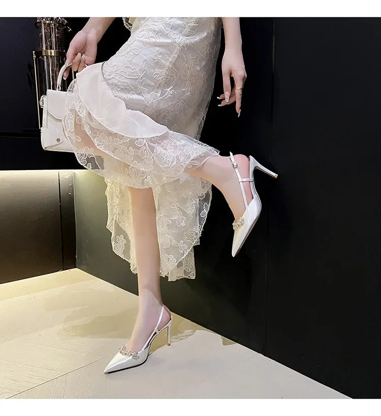 Escarpins Satin Strass Fleur Talon Haut Bleu — Bout Pointu, Bride Dos, Mariage Soirée