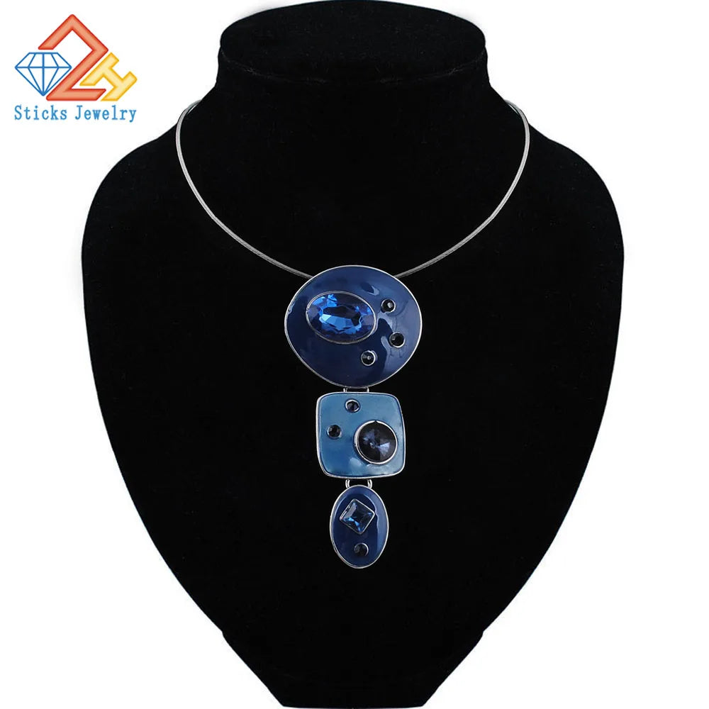 Collier Femme Pendentif Émail Bicolore — Alliage Zinc, Chaîne Corde, Style Cosplay