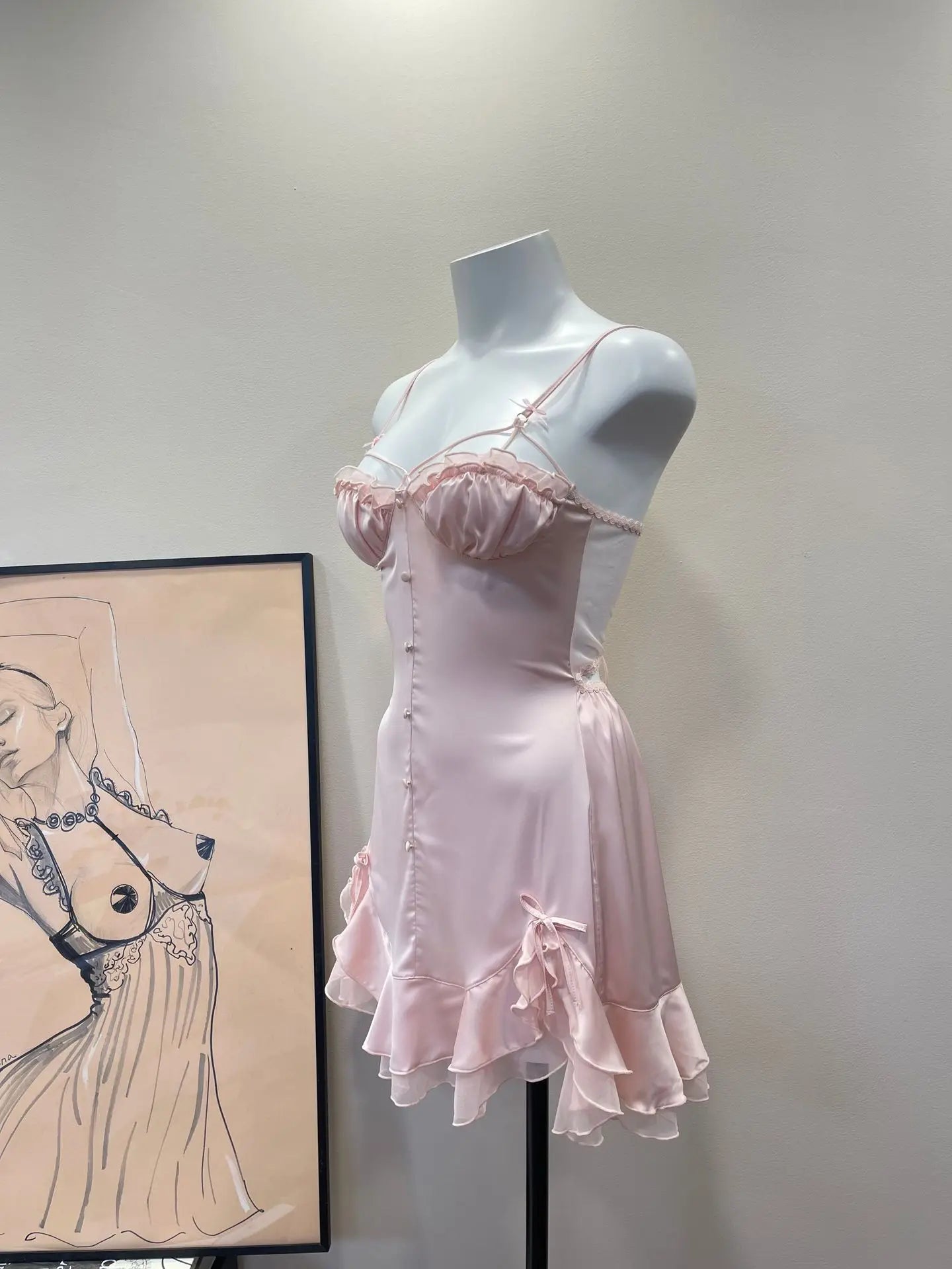 Nuisette Fille Lolita Soie Glacée — Bretelles, Rembourrée, Sexy Suspendue