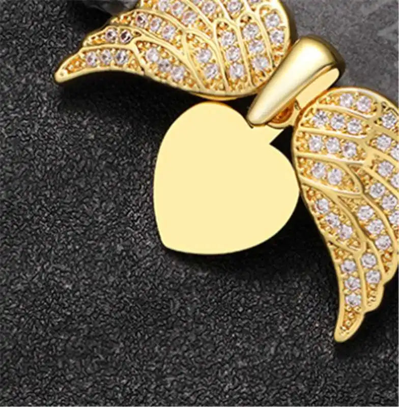 Collier Prénom Personnalisé Femme — Ras du Cou Coeur, Laiton Doré