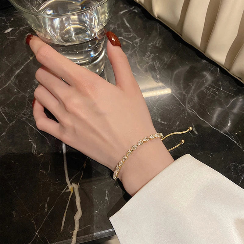 Bracelet Femme Strass Carré Ajustable — Rhinéstone, Luxe Mariage & Soirée