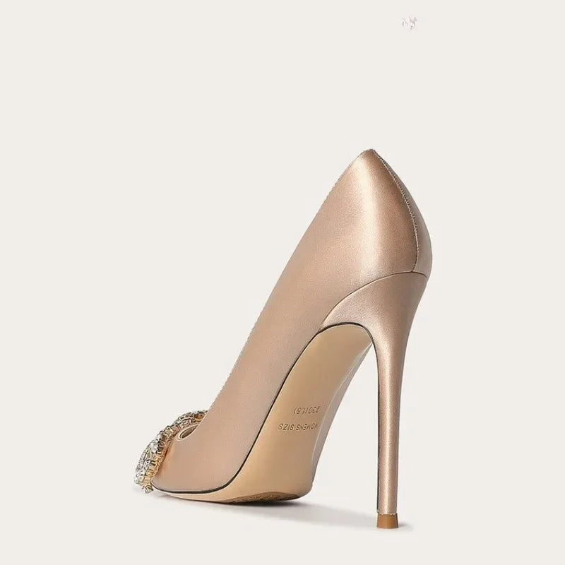 Escarpins Soie Strass Noeud Papillon Talon Fin — Bout Pointu, Banquet, Robe Femme