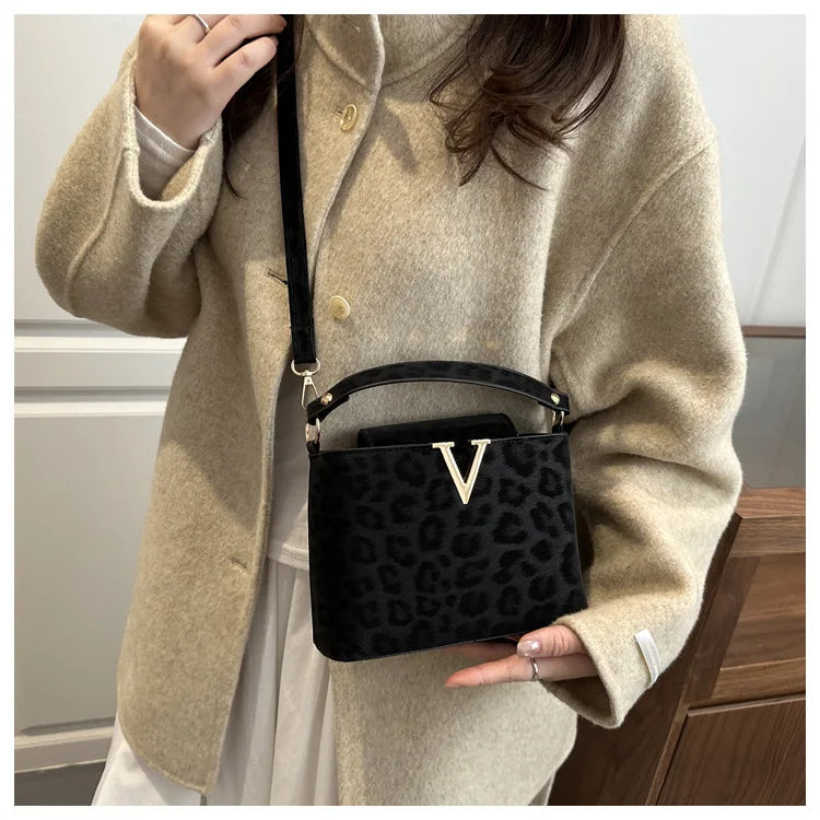 Sac à Main Femme Bandoulière 2026 — Luxe Designer, Grande Capacité, Tendance