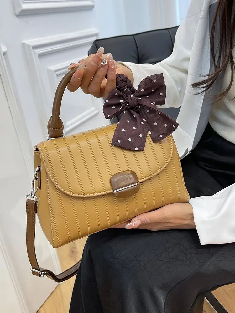 Sac Satchel Carré Minimaliste Femme — Détail Cuir, Grande Capacité, Sac Couches Luxe