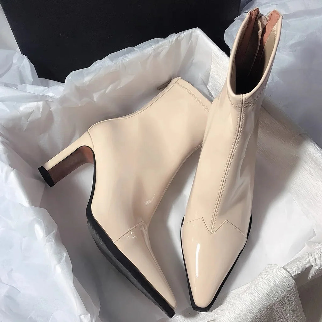 Bottines Chelsea Femme Talon Haut Bout Pointu — Style Goth, Hiver 2024