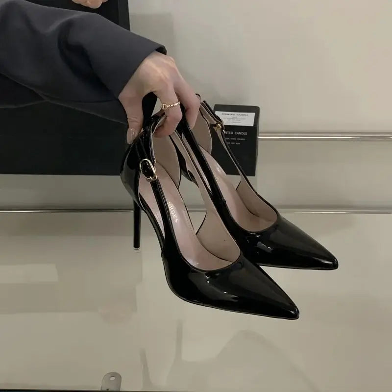 Escarpins Bordeaux Talon Aiguille 11cm — Cuir Verni Noir, Stiletto Chic, Soirée