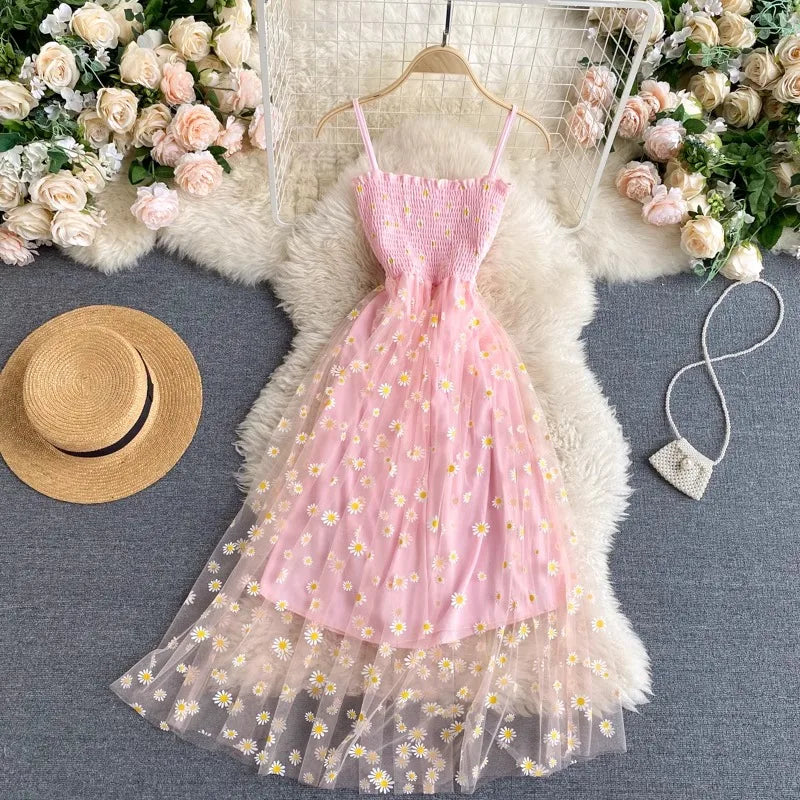 فستان نسائي صيفي 2026 — شبكي مزهر على الطراز الكوري للشاطئ والسهرات