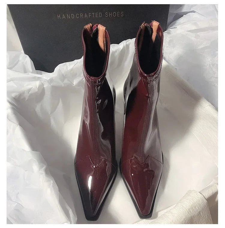 Bottines Chelsea Femme Talon Haut Bout Pointu — Style Goth, Hiver 2024