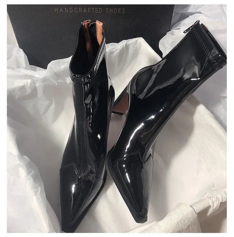 Bottines Chelsea Femme Talon Haut Bout Pointu — Style Goth, Hiver 2024