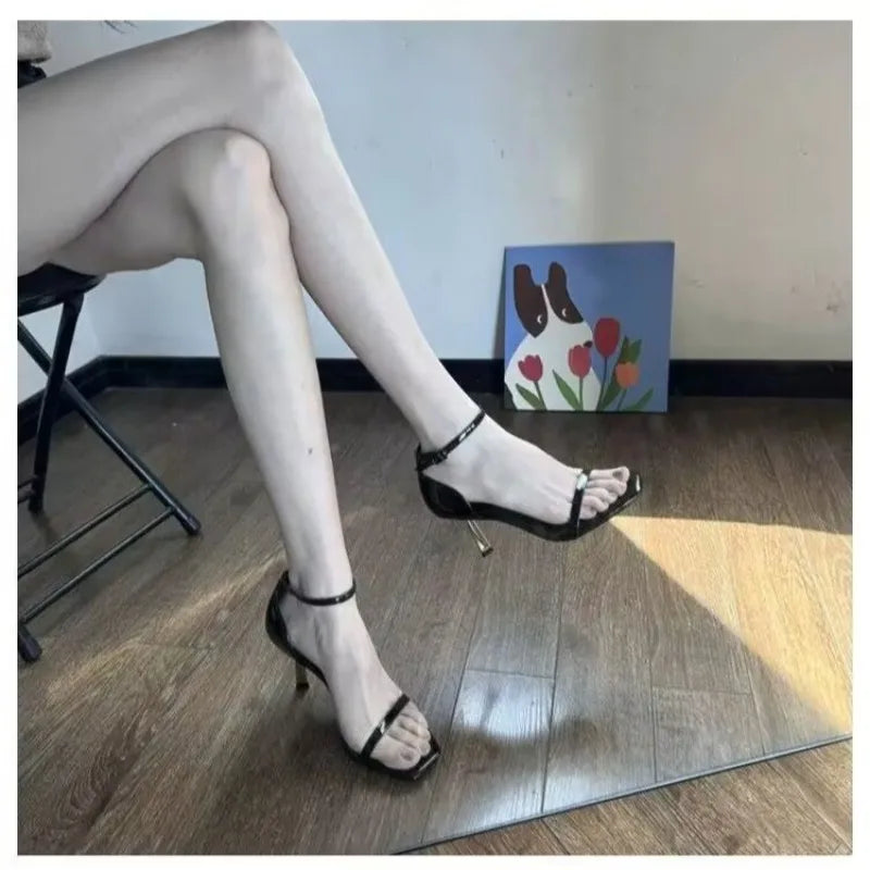 Sandales Femme Talon Aiguille Nude Sexy 2025 — Stiletto Élégant, Banquet, Grande Taille