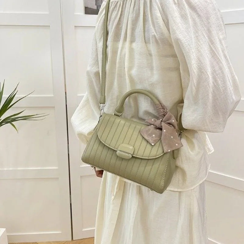 Sac Satchel Carré Minimaliste Femme — Détail Cuir, Grande Capacité, Sac Couches Luxe