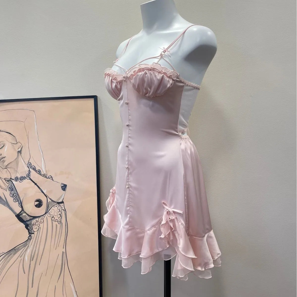 Nuisette Fille Lolita Soie Glacée — Bretelles, Rembourrée, Sexy Suspendue