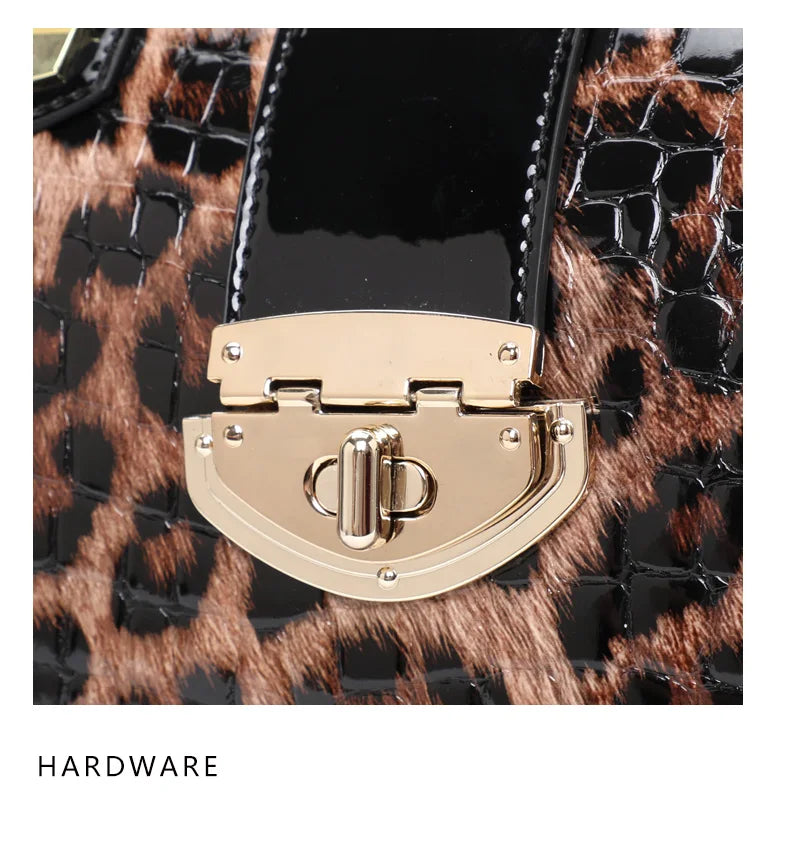Sac Boston Femme Cuir Véritable Imprimé Léopard — Style Luxe Tendance
