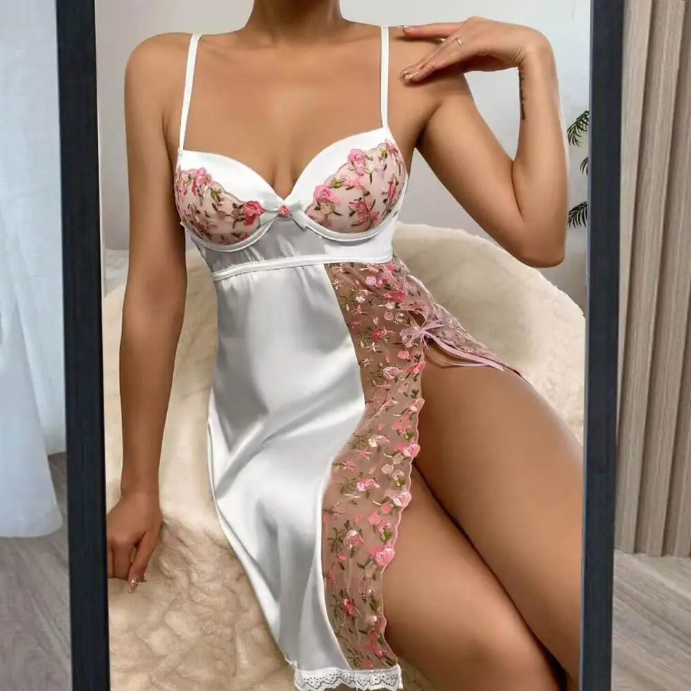 Nuisette Femme Satin Broderie Florale — Décolleté V, Dos Nu, Sexy Été
