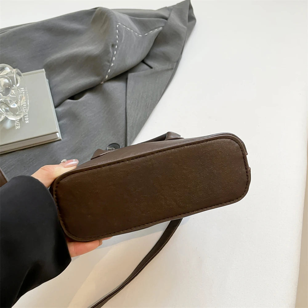 Mini Sac Coquille Femme Luxe — Boucle Ceinture, Petit Sac Épaule Bandoulière Designer