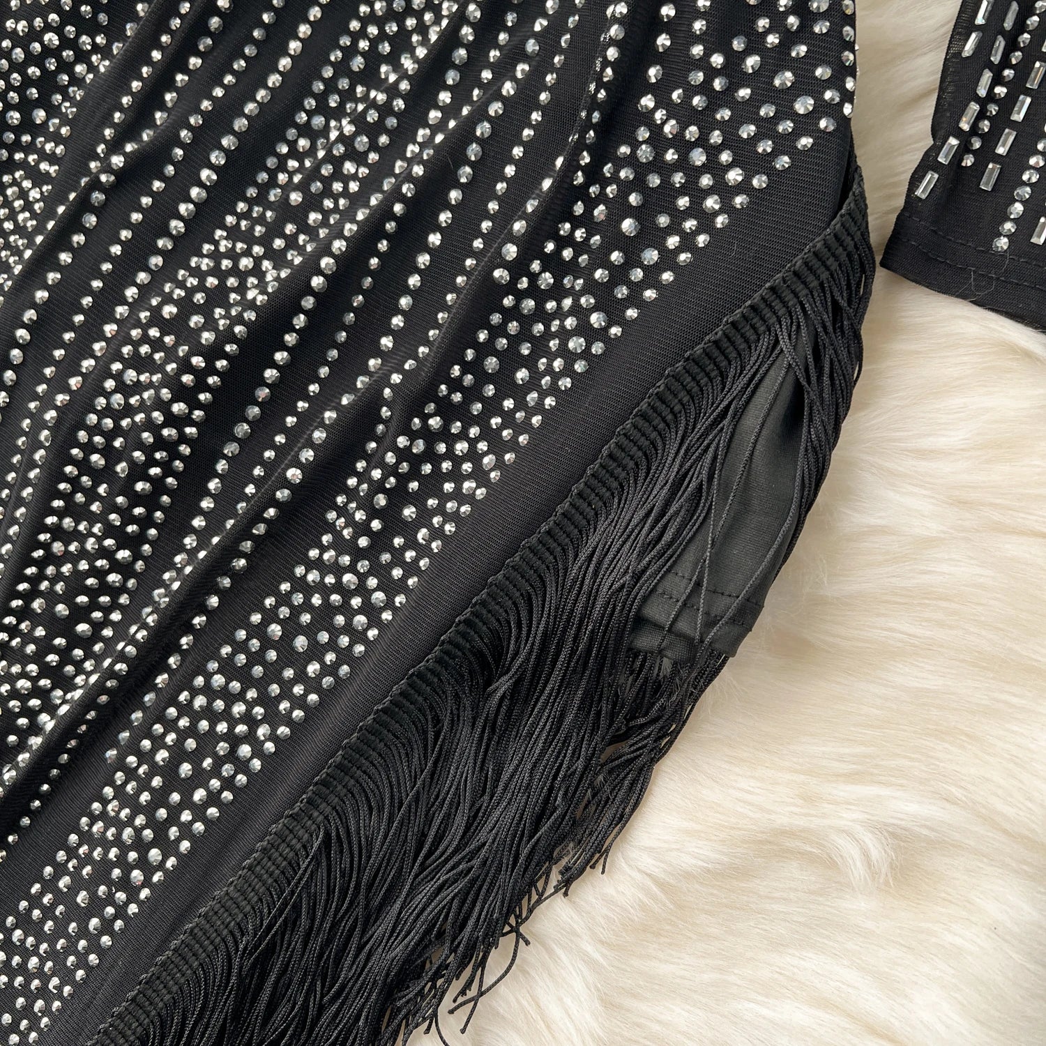 Ensemble Femme Manches Longues Sequins & Franges — Jupe Longue Tendance 2024