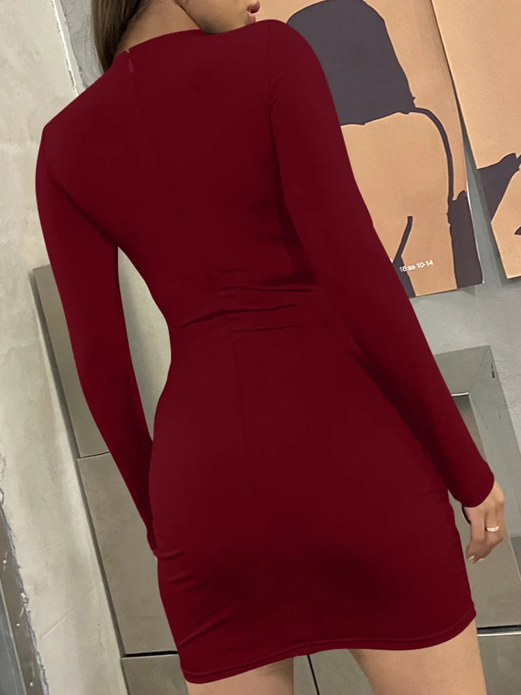 Robe Femme Manches Longues Froncée 2025 — Col Roulé, Taille Haute, Slim Fit Sexy